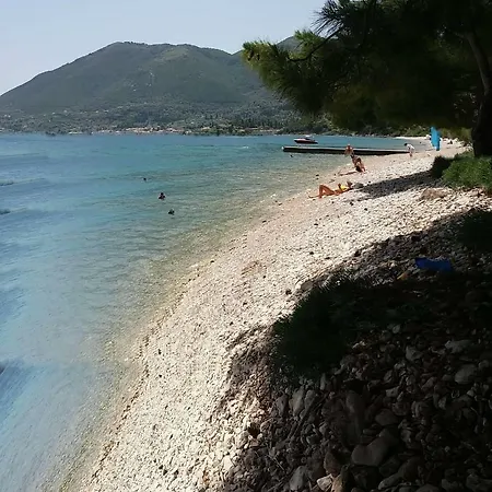 بيت للعطل σπίτι δίπλα στη θάλασσα *